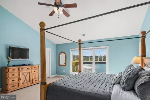 Bedroom - 8859 Deep Water Ln, Laurel, MD 20723 photo 2 of 6