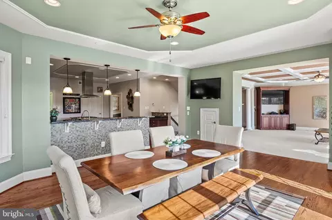 Dining - 8859 Deep Water Ln, Laurel, MD 20723 photo 5 of 7
