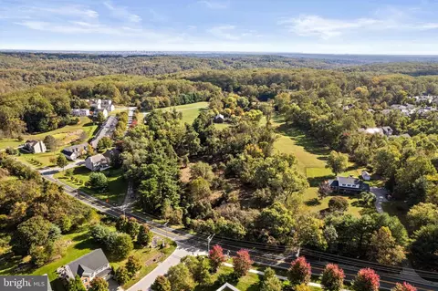4749 Ilchester Rd, Ellicott City, MD 21043