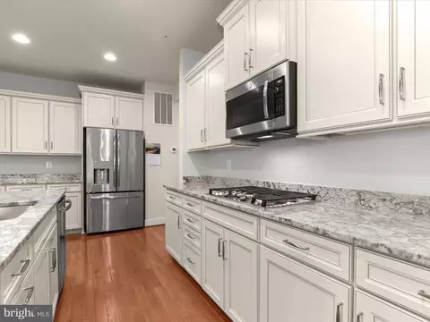 9810 Wilderness Ln, Laurel, MD 20723 photo 14