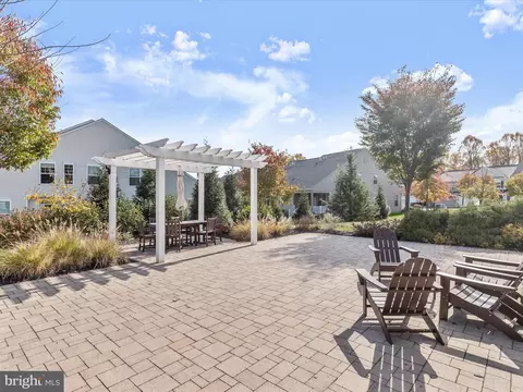 9810 Wilderness Ln, Laurel, MD 20723 photo 43