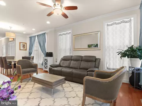 9810 Wilderness Ln, Laurel, MD 20723 photo 4