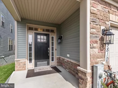 9810 Wilderness Ln, Laurel, MD 20723 photo 10