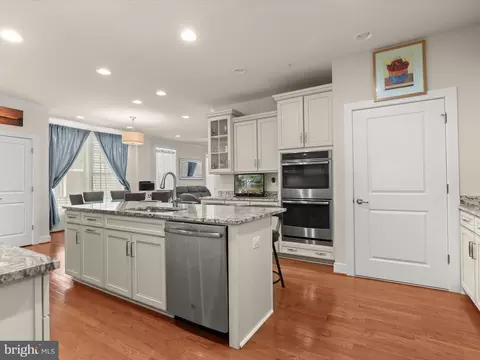 9810 Wilderness Ln, Laurel, MD 20723 photo 17