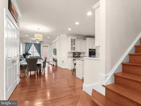 9810 Wilderness Ln, Laurel, MD 20723 photo 12