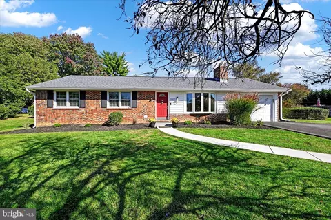 9806 Millwick Dr, Ellicott City, MD 21042