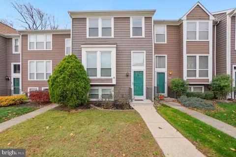 7779 Chatfield Ln, Ellicott City, MD 21043