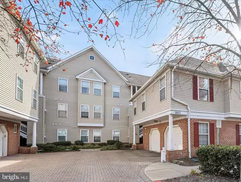 5812 Wyndham Cir #205, Columbia, MD 21044