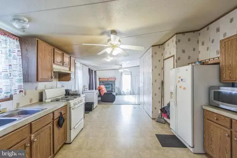 7 Midway Ave, Laurel, MD 20723 photo 12