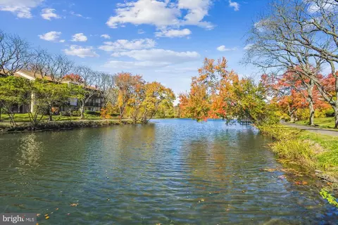 10071 Windstream Dr #2, Columbia, MD 21044