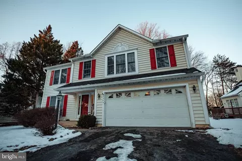 8204 Sandy Stream Rd NE, Laurel, MD 20723
