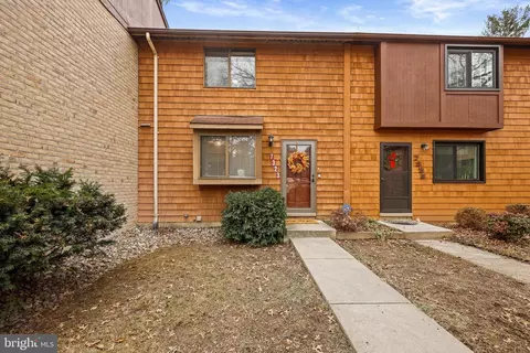 7323 Kerry Hill Ct, Columbia, MD 21045