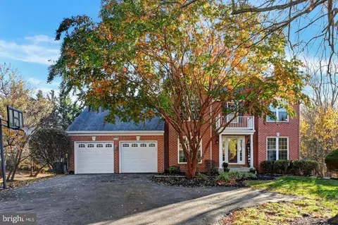 8289 Glenmar Rd, Ellicott City, MD 21043