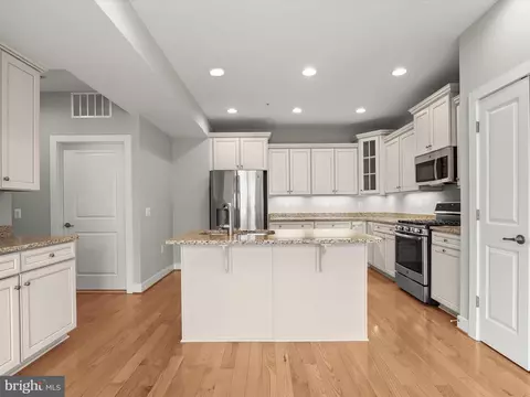 9902 Simplicity Ct, Laurel, MD 20723 photo 3