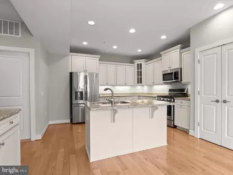 9902 Simplicity Ct, Laurel, MD 20723 photo 4