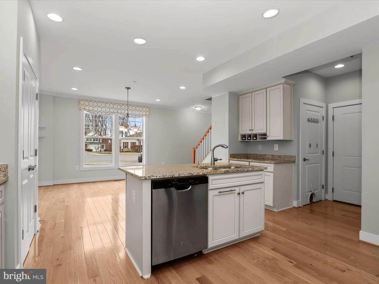 9902 Simplicity Ct, Laurel, MD 20723 photo 5