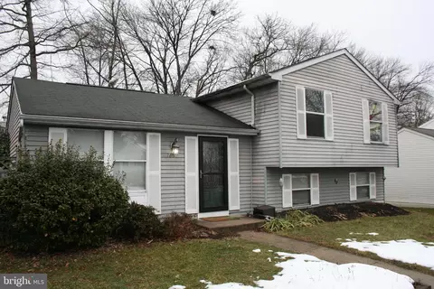 7862 Butterfield Dr, Elkridge, MD 21075