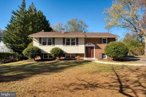 4614 Doncaster Dr, Ellicott City, MD 21043