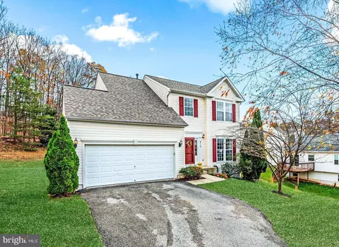 6110 Deanne Dr, Elkridge, MD 21075