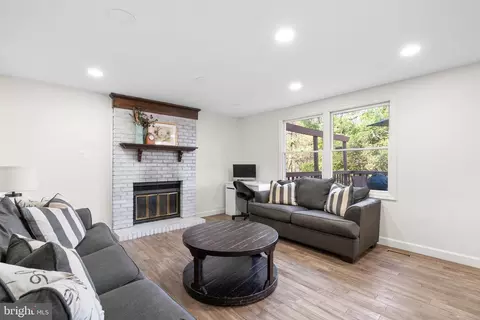 10644 Gorman Rd, Laurel, MD 20723 photo 15