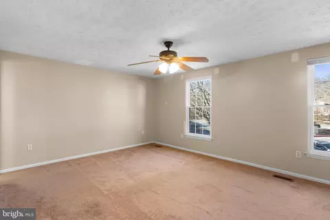 9655 Glendower Ct, Laurel, MD 20723 photo 11