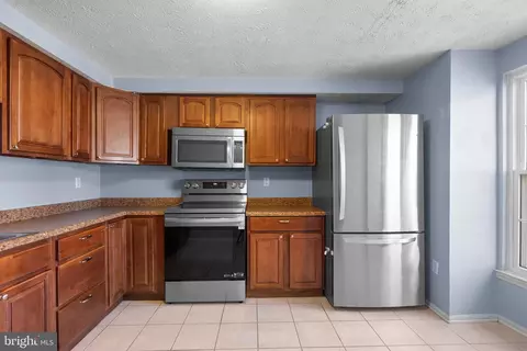9655 Glendower Ct, Laurel, MD 20723 photo 8