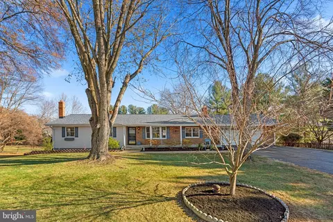 8029 Mckenstry Dr, Laurel, MD 20723