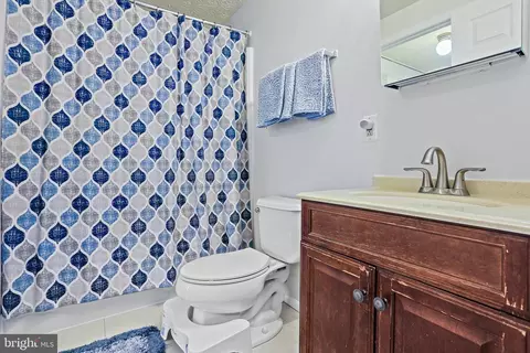 10641 Delfield Ct, Laurel, MD 20723 photo 21