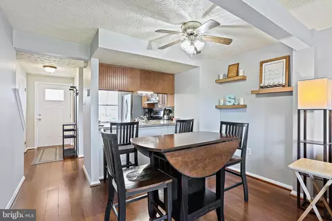 10641 Delfield Ct, Laurel, MD 20723 photo 8