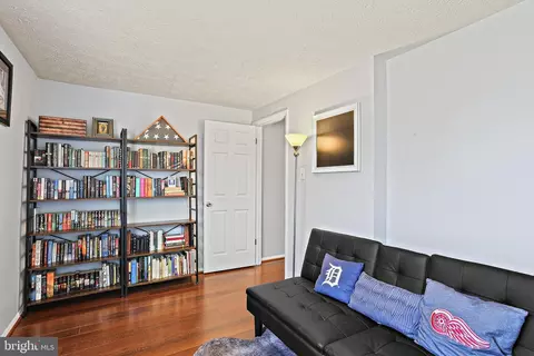 10641 Delfield Ct, Laurel, MD 20723 photo 23
