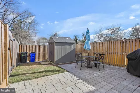 10641 Delfield Ct, Laurel, MD 20723 photo 31
