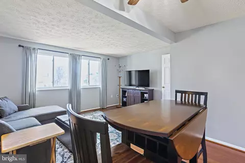 10641 Delfield Ct, Laurel, MD 20723 photo 13