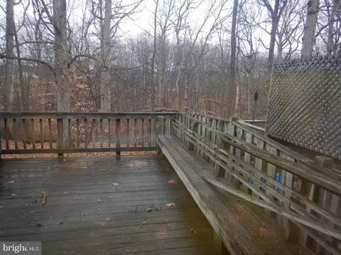 9638 Glendower Ct, Laurel, MD 20723 photo 5