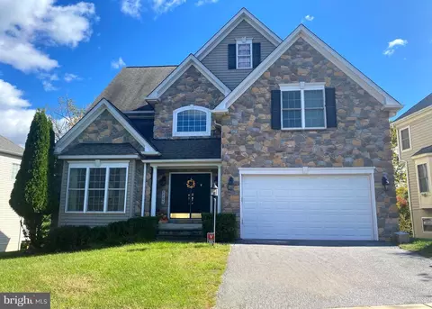 8009 High Castle Rd, Ellicott City, MD 21043