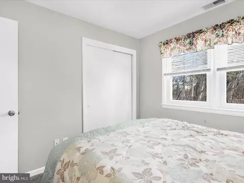 8534 Pineway Dr, Laurel, MD 20723 photo 18