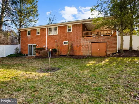8534 Pineway Dr, Laurel, MD 20723 photo 27