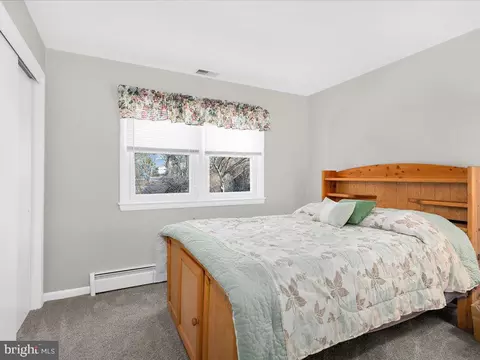 8534 Pineway Dr, Laurel, MD 20723 photo 17