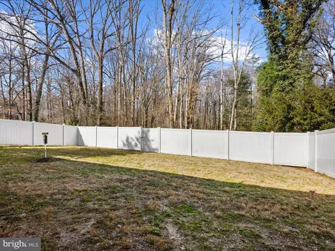 8534 Pineway Dr, Laurel, MD 20723 photo 26