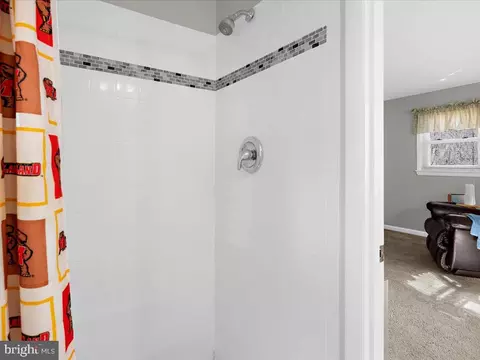8534 Pineway Dr, Laurel, MD 20723 photo 16