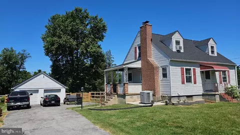 5004 Waterloo Rd, Ellicott City, MD 21043