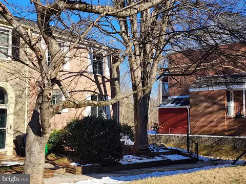 9824 Rainleaf Ct, Columbia, MD 21046