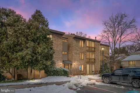 10536 Cross Fox Ln #D-1, Columbia, MD 21044