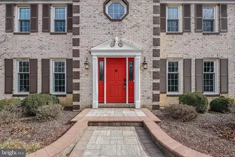 10592 Hunters Way, Laurel, MD 20723