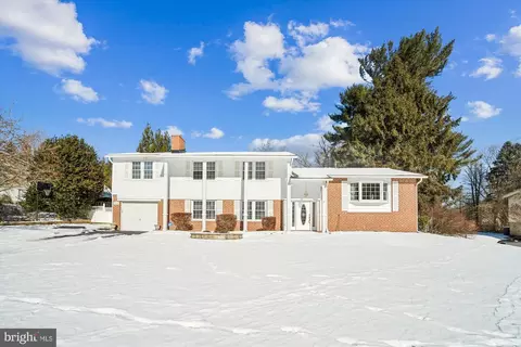 9218 Maple Rock Dr, Ellicott City, MD 21042