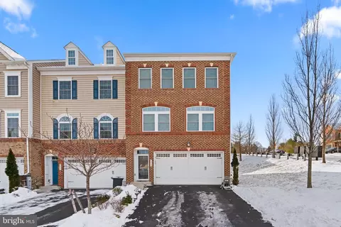 4902 Rushing River Dr, Ellicott City, MD 21043