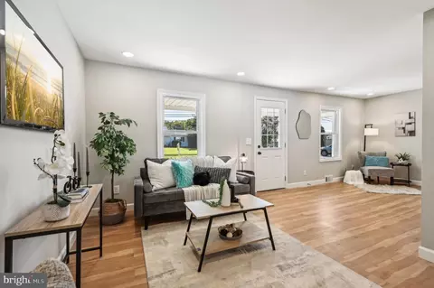 8466 Leishear Rd, Laurel, MD 20723 photo 9