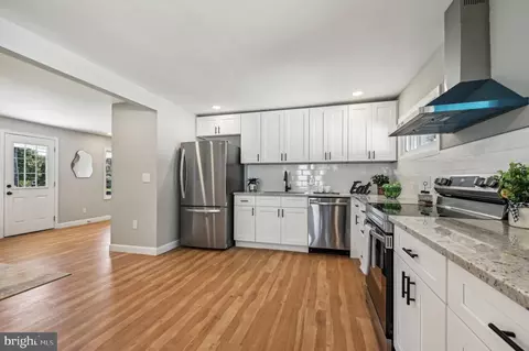 8466 Leishear Rd, Laurel, MD 20723 photo 18