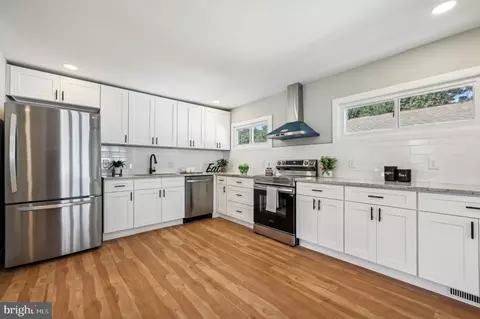 8466 Leishear Rd, Laurel, MD 20723 photo 17