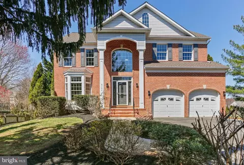 5104 Gatehouse Way, Ellicott City, MD 21043