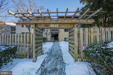 5645 Harpers Farm Rd #C, Columbia, MD 21044